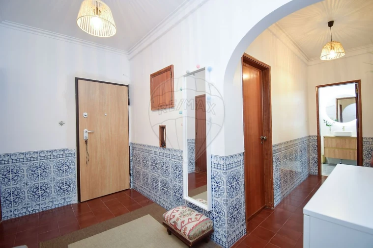 Apartamento T2 para Venda em Massamá e Monte Abraão Foto 15