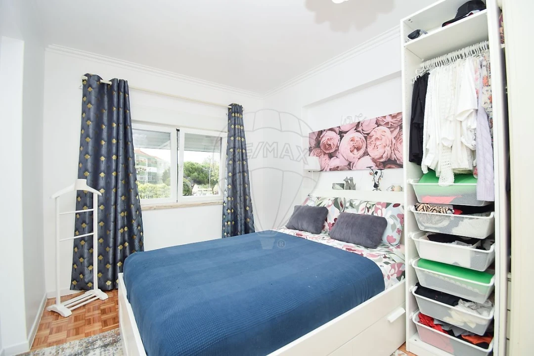 Apartamento T2 para Venda em Massamá e Monte Abraão Foto 9