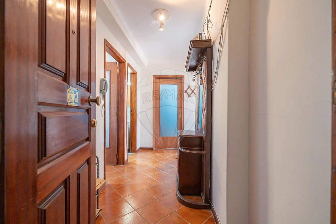 Apartamento T4 para Venda em Sé Nova, Santa Cruz, Almedina e São Bartolomeu Foto 22