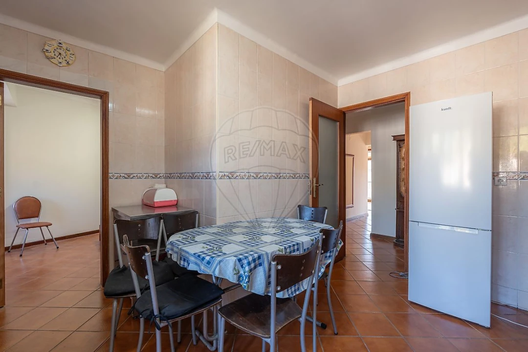 Apartamento T4 para Venda em Sé Nova, Santa Cruz, Almedina e São Bartolomeu Foto 26