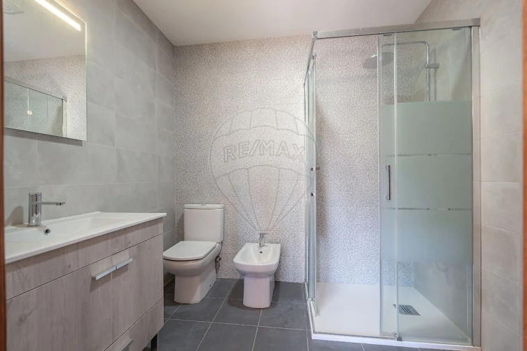 Apartamento T4 para Venda em Sé Nova, Santa Cruz, Almedina e São Bartolomeu Foto 3