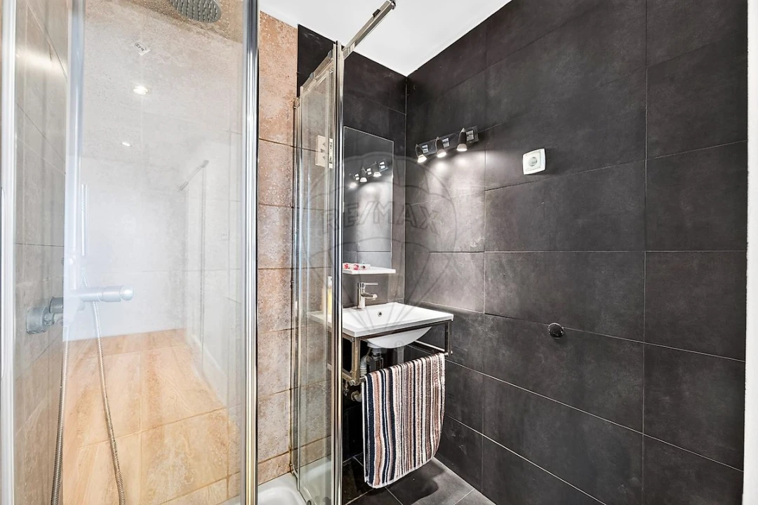 Apartamento T2 para Venda em Estrela Foto 17