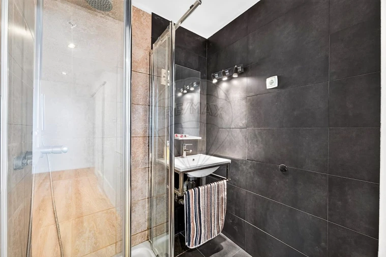 Apartamento T2 para Venda em Estrela Foto 17