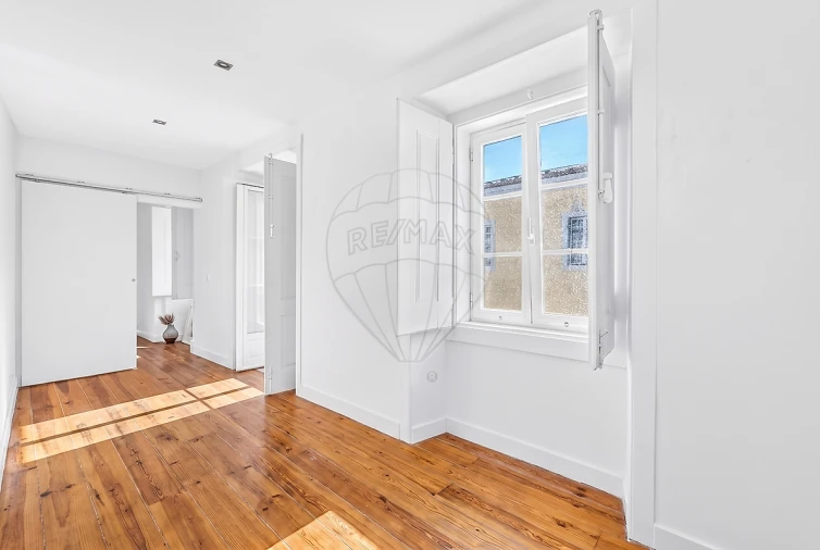 Apartamento T2 para Venda em Estrela Foto 7