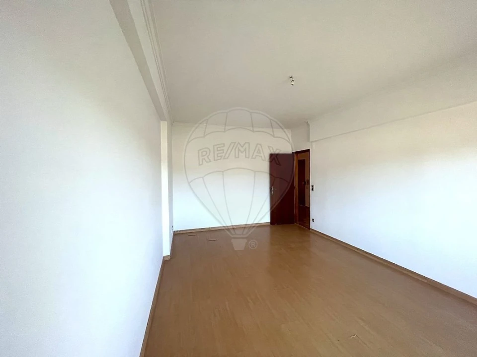 Apartamento T3 para Venda em Amora Foto 18