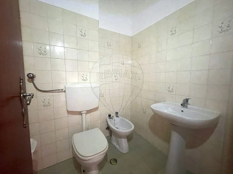 Apartamento T3 para Venda em Amora Foto 2