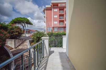 Apartamento T2 para Venda em Almargem do Bispo, Pêro Pinheiro e Montelavar