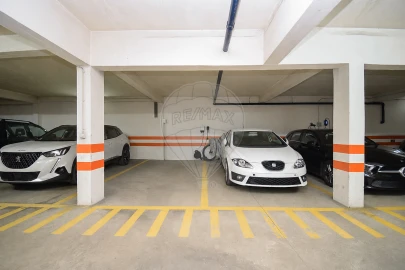 Apartamento T2 para Venda em Almargem do Bispo, Pêro Pinheiro e Montelavar