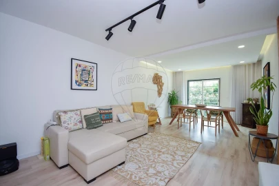 Apartamento T2 para Venda em Almargem do Bispo, Pêro Pinheiro e Montelavar