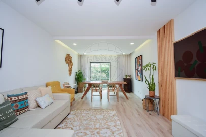 Apartamento T2 para Venda em Almargem do Bispo, Pêro Pinheiro e Montelavar