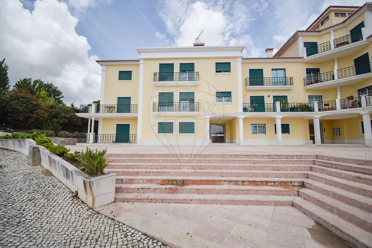 Apartamento T2 para Venda em Almargem do Bispo, Pêro Pinheiro e Montelavar Foto 3