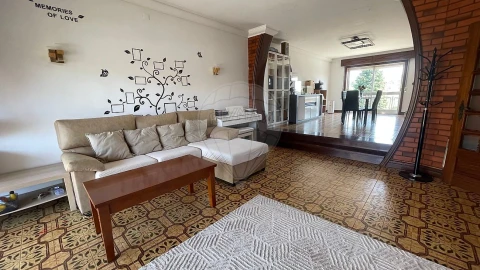 Moradia T6 para Venda em Macieira da Maia