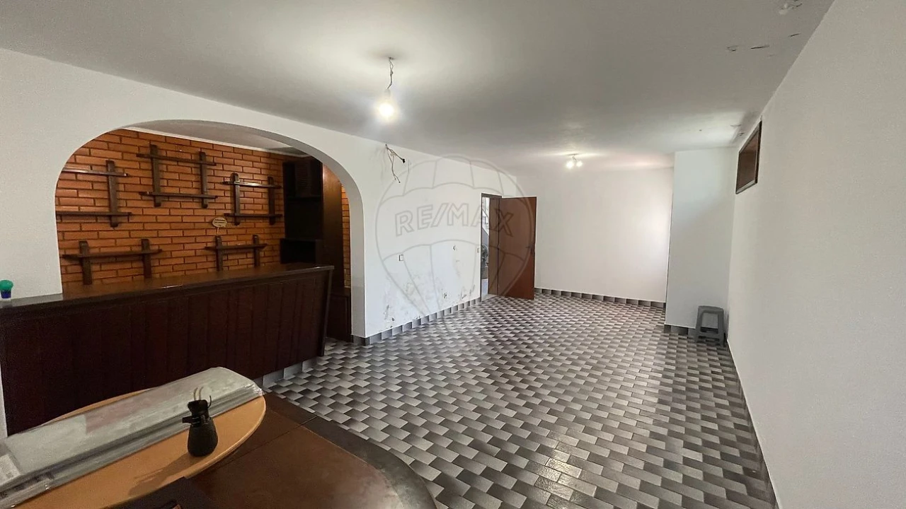 Moradia T6 para Venda em Macieira da Maia Foto 17