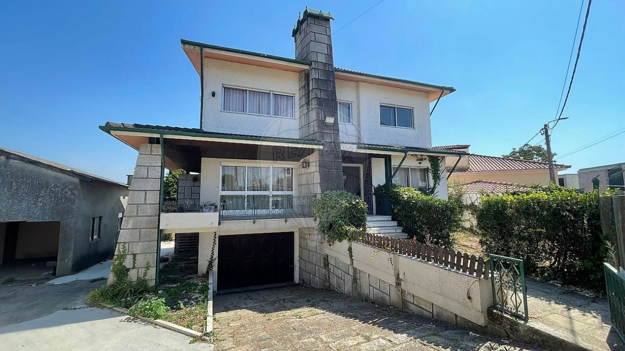 Moradia T6 para Venda em Macieira da Maia Foto 19