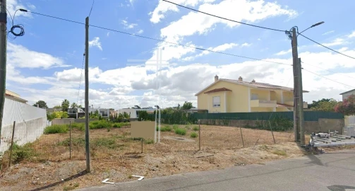 Terreno para Venda em Corroios