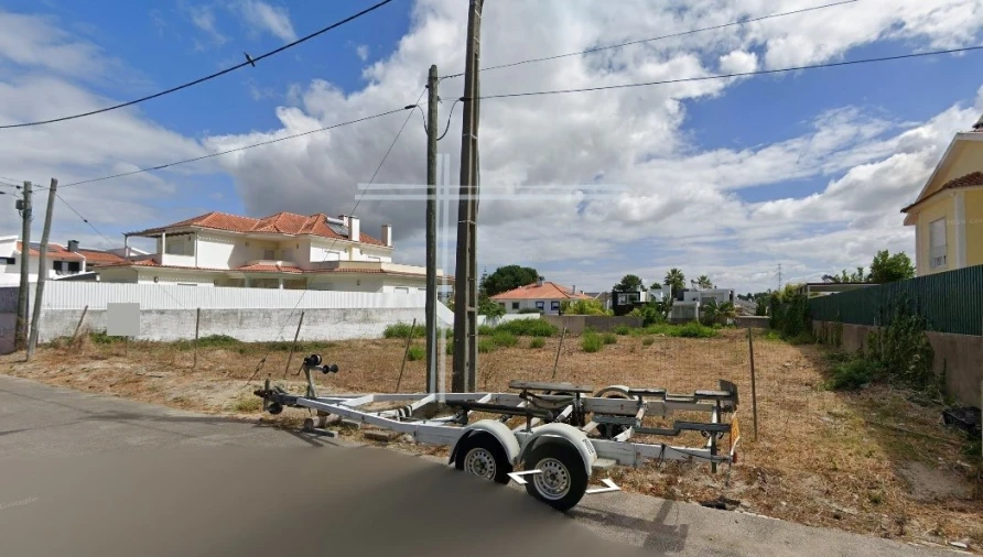Terreno para Venda em Corroios Foto 2