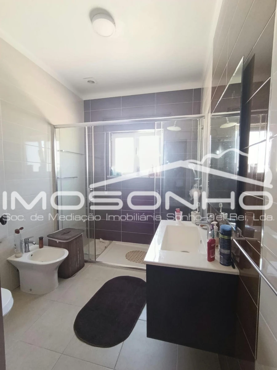 Moradia T3 para Venda em Marinha Grande Foto 14