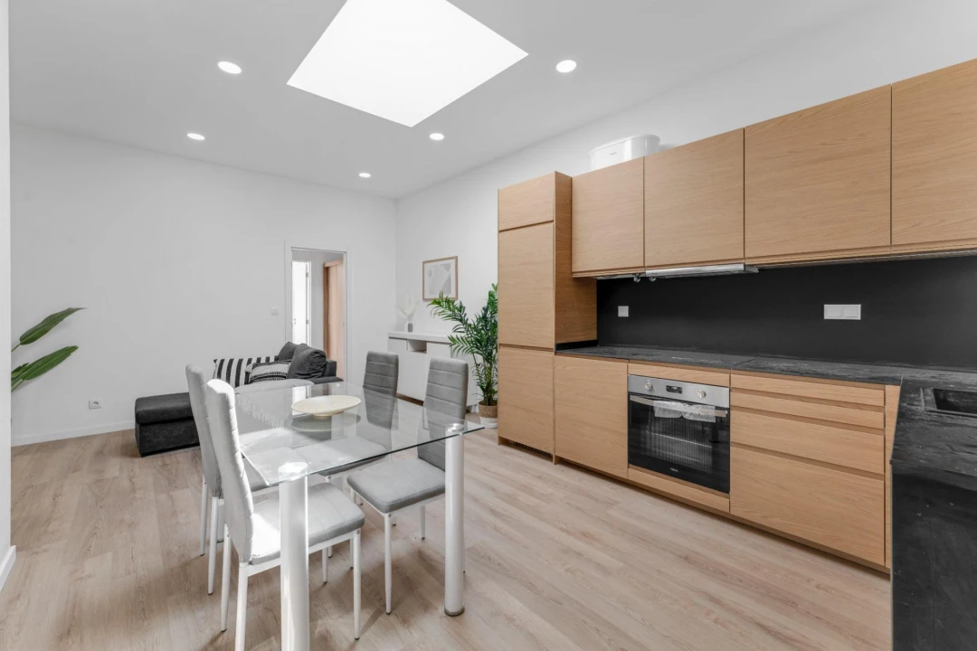 Apartamento T2 para Venda em Arroios Foto 1