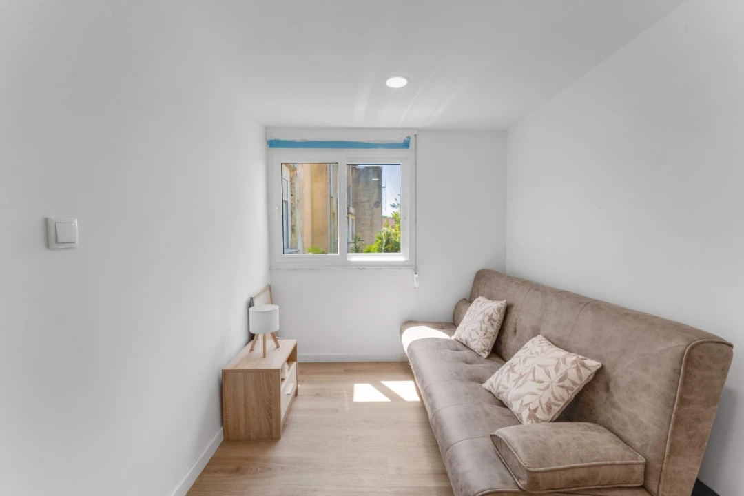 Apartamento T2 para Venda em Arroios Foto 11