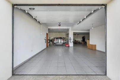 Moradia T4 para Venda em Idães
