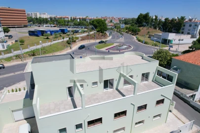 Armazém para Arrendamento em Alfragide