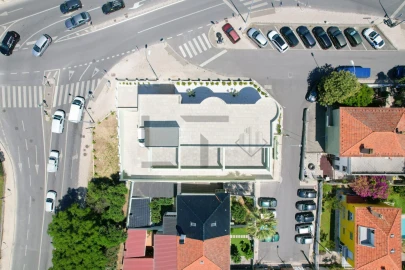 Armazém para Arrendamento em Alfragide