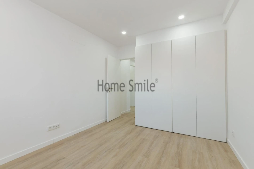 Apartamento T4 para Venda em São Domingos de Benfica Foto 27