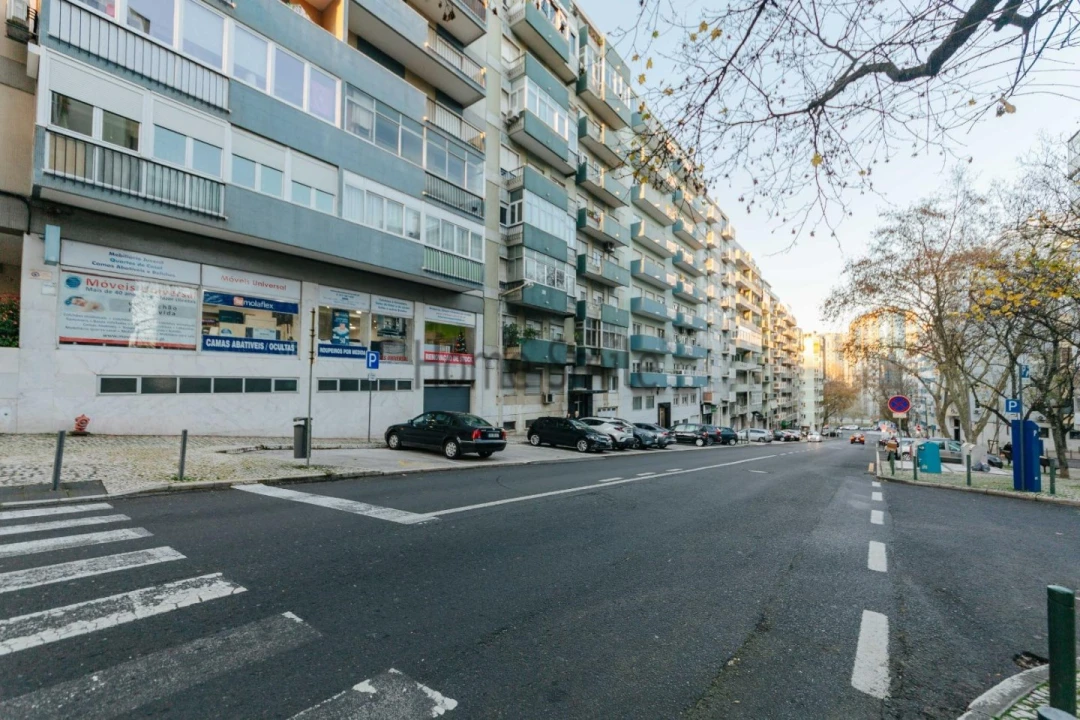 Apartamento T4 para Venda em São Domingos de Benfica Foto 38