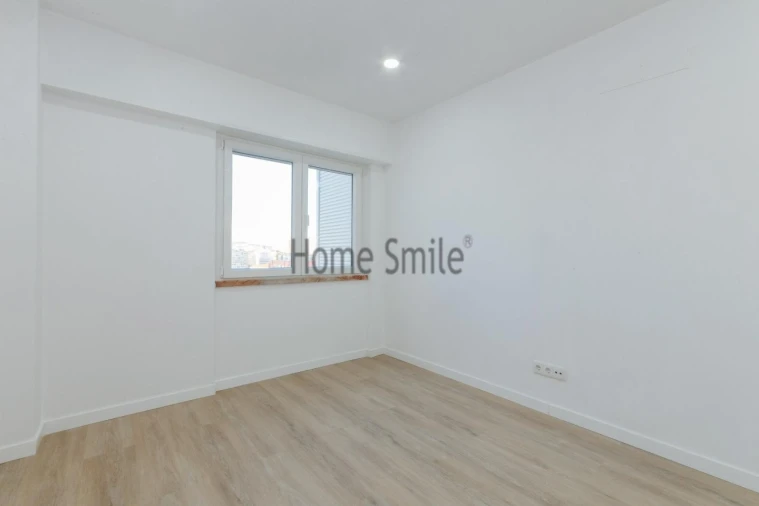 Apartamento T4 para Venda em São Domingos de Benfica Foto 28