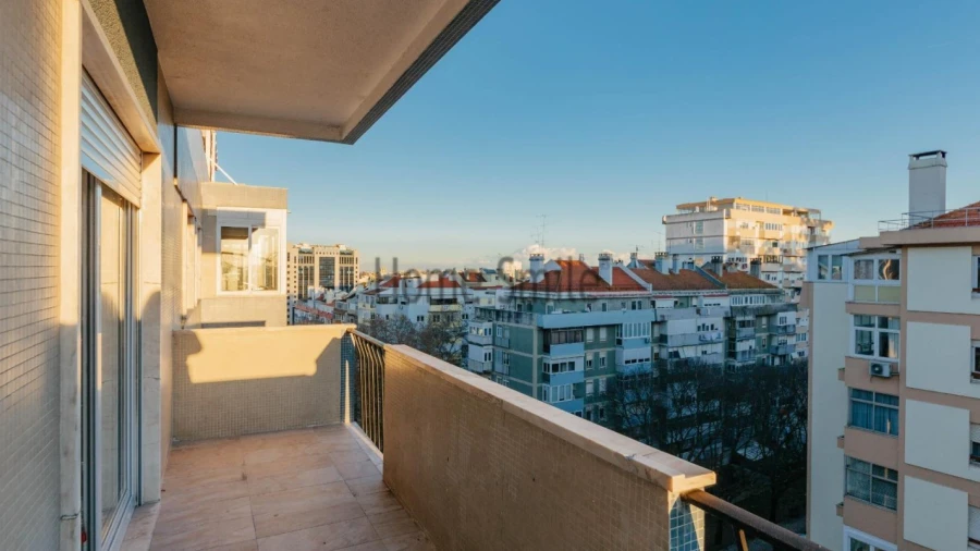 Apartamento T4 para Venda em São Domingos de Benfica