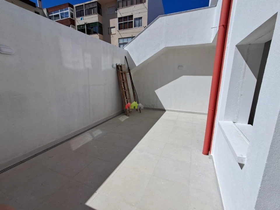 Apartamento T1 para Venda em Alto do Seixalinho, Santo André e Verderena Foto 12