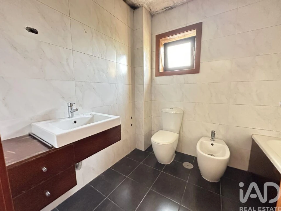 Moradia T3 para Venda em Riba de Ave Foto 23
