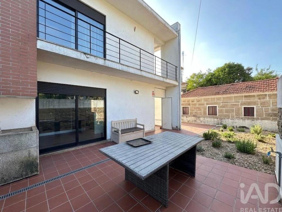 Moradia T3 para Venda em Riba de Ave Foto 2