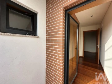 Moradia T3 para Venda em Riba de Ave