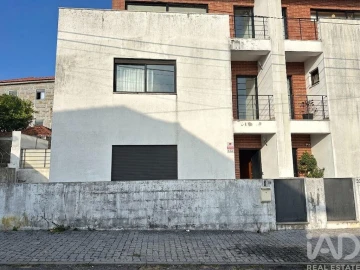 Moradia T3 para Venda em Riba de Ave