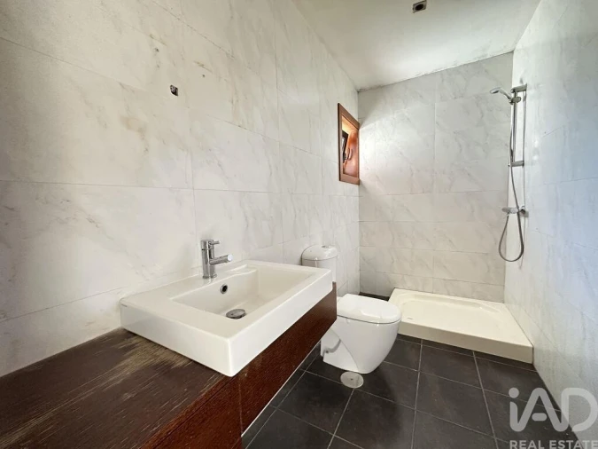 Moradia T3 para Venda em Riba de Ave Foto 25
