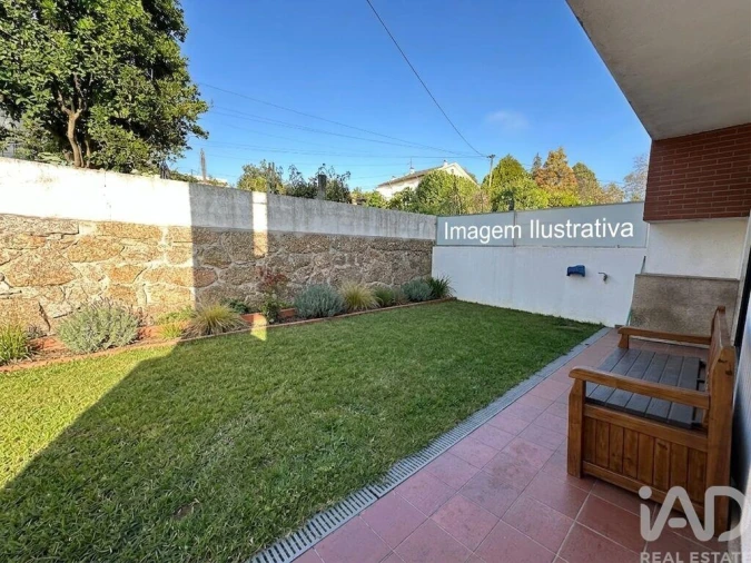 Moradia T3 para Venda em Riba de Ave Foto 3