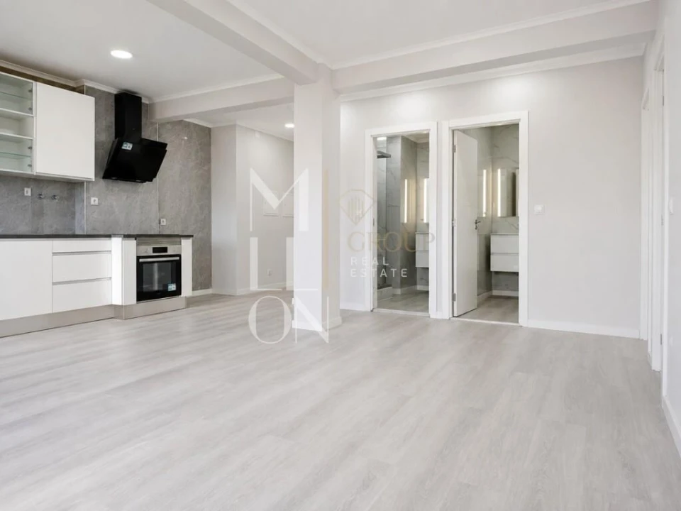 Apartamento T2 para Venda em Setubal (São Sebastião) Foto 1