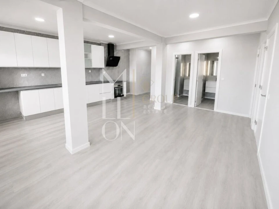 Apartamento T2 para Venda em Setubal (São Sebastião) Foto 2