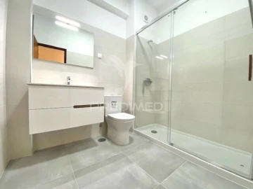 Apartamento T2 para Venda em Santa Iria de Azoia, São João da Talha e Bobadela