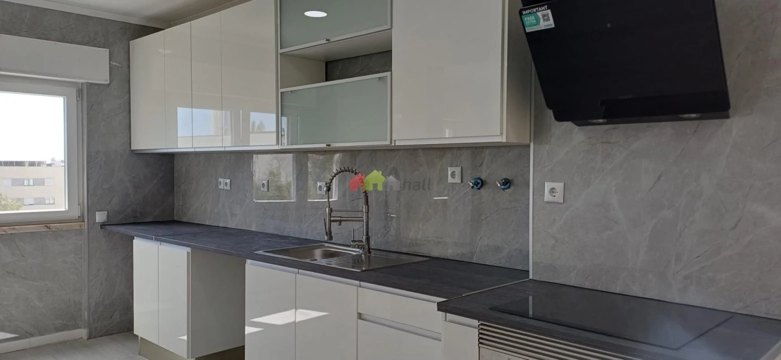 Apartamento T2 para Venda em Setubal (São Sebastião) Foto 3
