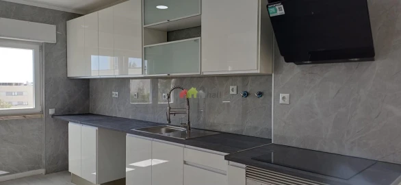 Apartamento T2 para Venda em Setubal (São Sebastião)