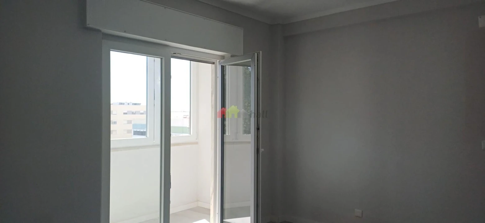 Apartamento T2 para Venda em Setubal (São Sebastião) Foto 6