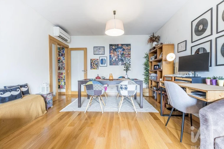 Apartamento T2 para Venda em Santa Clara Foto 6