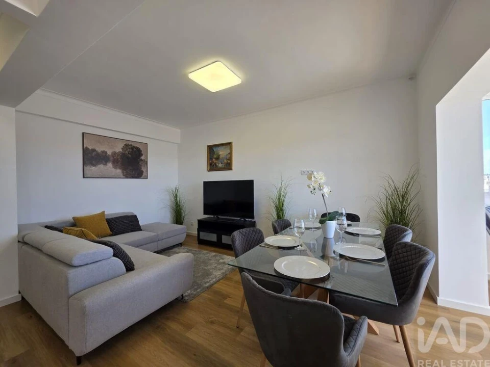 Apartamento T3 para Venda em Olhão Foto 1