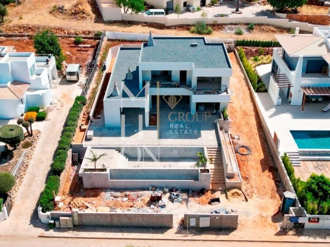 Moradia T3 para Venda em Albufeira e Olhos de Água Foto 5