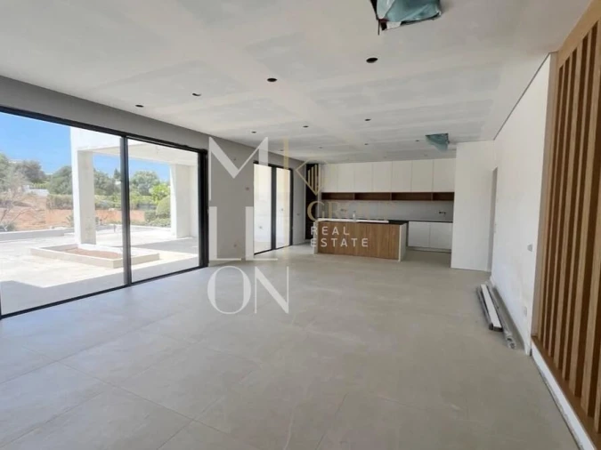 Moradia T3 para Venda em Albufeira e Olhos de Água Foto 2