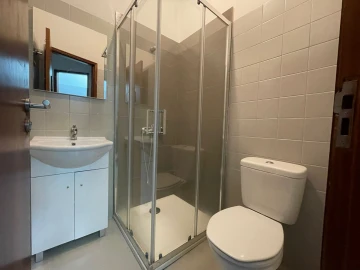 Quarto para Arrendamento em Azurem
