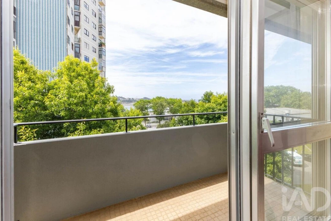 Apartamento T2 para Venda em Lordelo do Ouro e Massarelos Foto 10