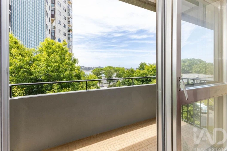 Apartamento T2 para Venda em Lordelo do Ouro e Massarelos Foto 10